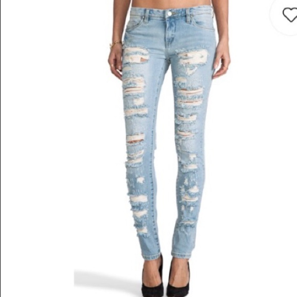 Like New Blank NYC Ripped Jeans